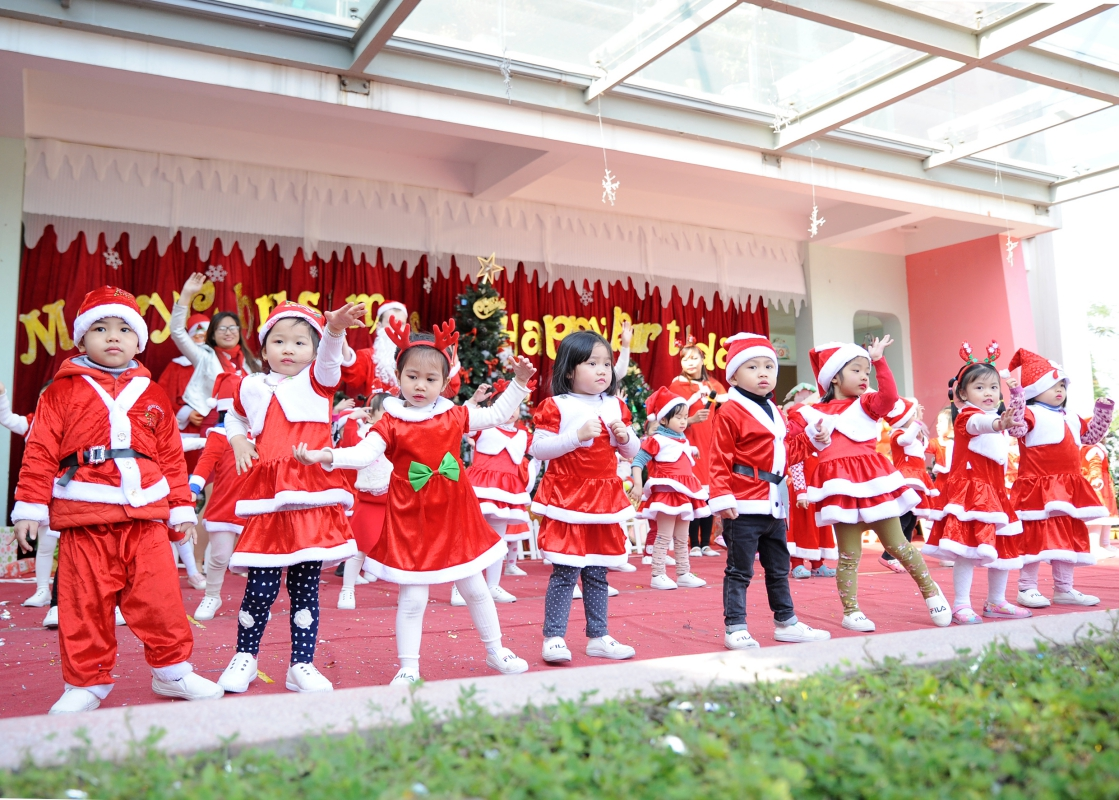 Vui Noel và mừng sinh nhật tháng 12 (31).jpg